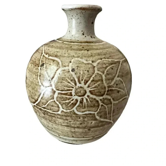 Artisan Studio Pottery Hand Thrown Ceramic Vase Signed - Picture 1 of 5
